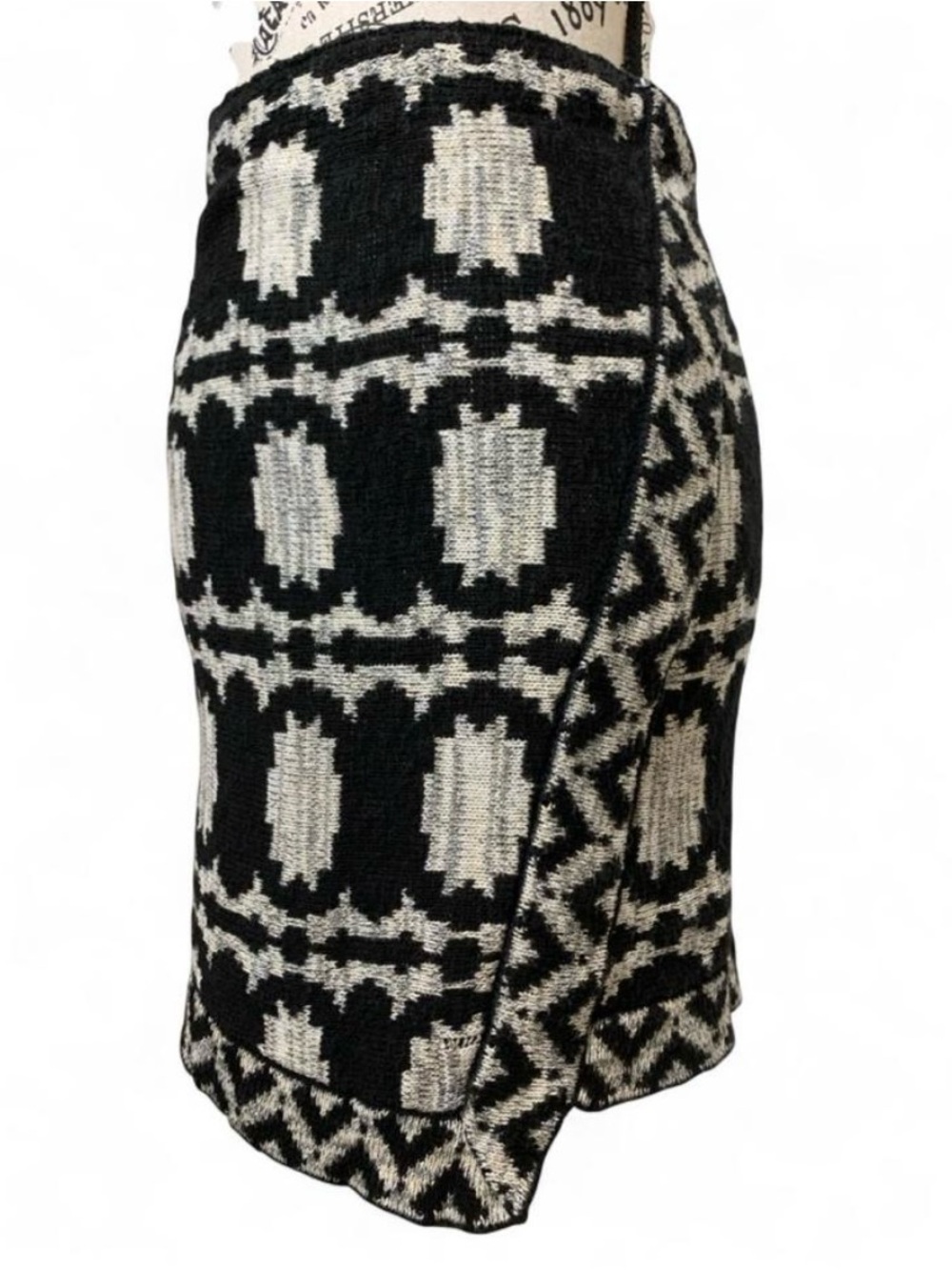 Free People Black/Ivory Geometric Knit Pull-On Sweater Skirt Stretch Women’s M